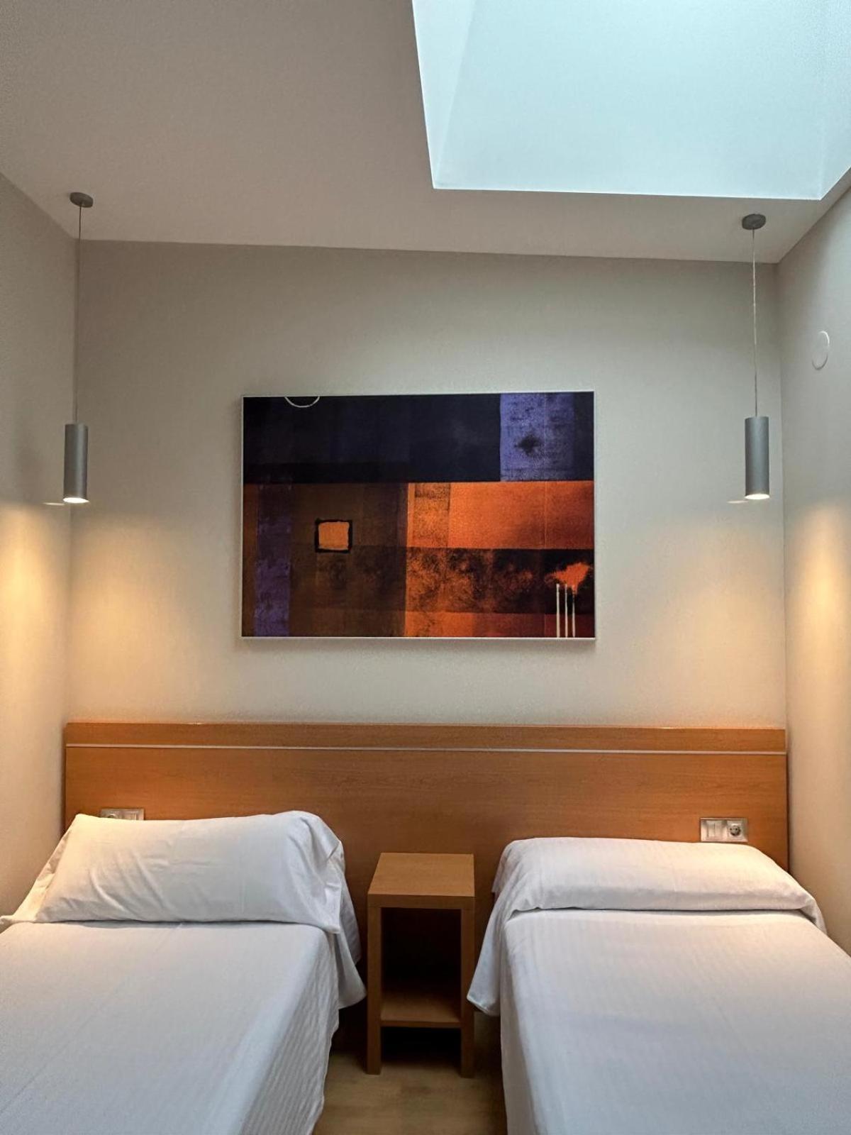Hostal Aralar Aizoáin Exteriör bild