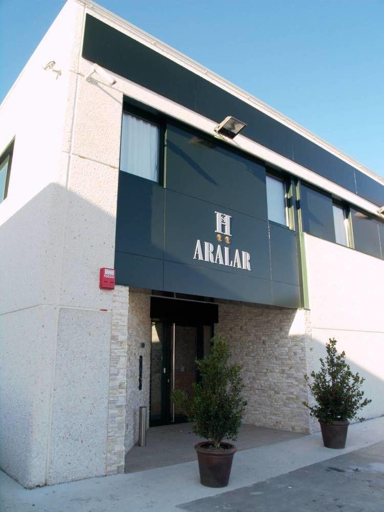 Hostal Aralar Aizoáin Exteriör bild